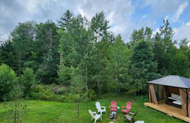 Backyard Bliss in the White Mountains - Foto 5