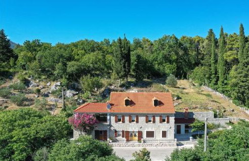 Beautiful Home In Kucice With Wifi - Photo 1