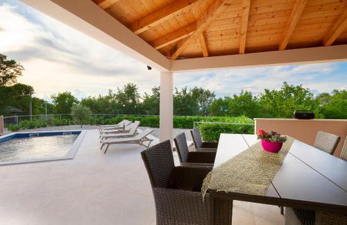 Apartment LUCAS with private pool - Foto 35