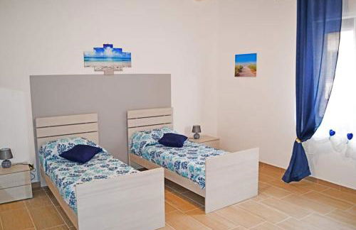 TERESA HOLIDAY - Foto 31