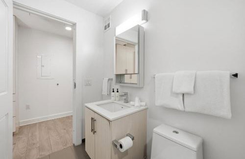Placemakr Dupont Circle - Photo 86