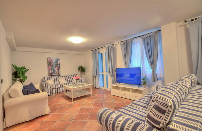 Borgo Belvedere-lake View & Shared Pool - Foto 9