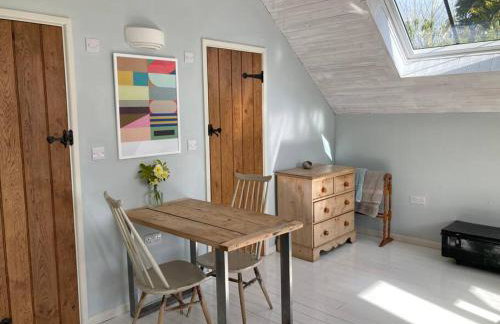 Bright, airy Annex in village with stunning views - Foto 3