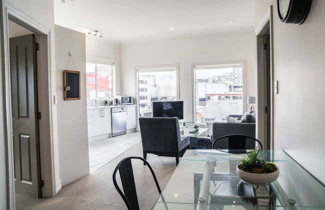 U Suites on Manners - Photo 45