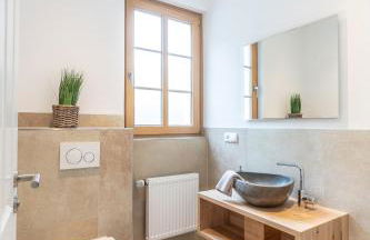 Landhaus Karbach komplett oder einzelne Wohneinheiten Villa inkl Sauna bzw Waldhäuschen - Foto 13