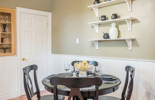 Cozy Houses in Downtown Toronto by GLOBALSTAY - Photo 76