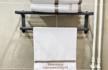 Chez les deux garçons - Foto 27