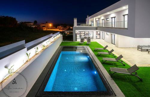 V5 Villa Emma - Luxury 5 bedroom villa in Alvor with private Pool and Jacuzzi - Foto 44