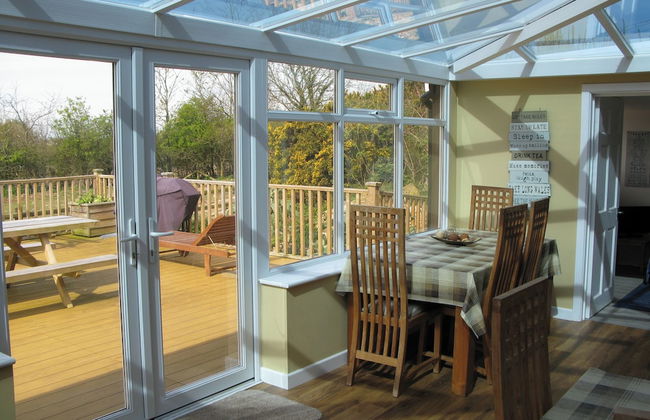 Large Sound Healing Retreat Cottage in West Wales - Foto 1