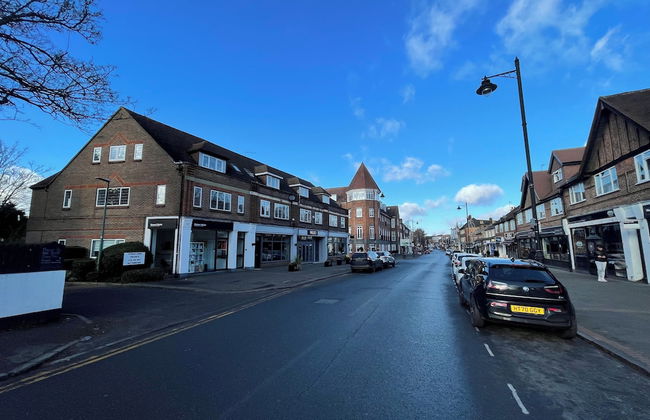 Straight Inn - Photo 32