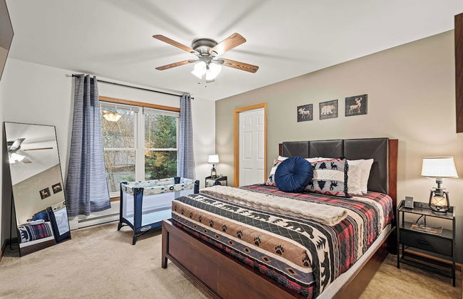 Mews Mountain House by Avantstay Walk to Beach, Hot Tub, Game Room - Foto 34