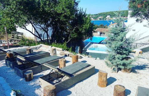 Tisno Resort - Photo 2