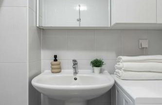 Sunny 1BDR with Balcony & Parking - Photo 12