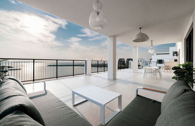 Massive 4 Beds La Rive B2 Port De La Mer - Foto 1