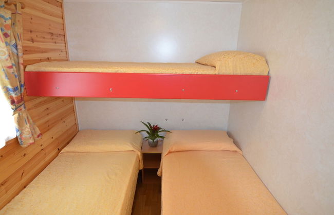 Comfy Chalet with Terrace near Sea - Foto 4