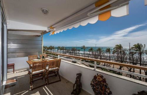 Beachfront/Strandwohnung in Calafell , Spanien - Photo 3