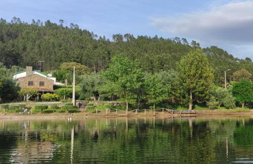 Riverlake House - frente ao lago e com jardim - Foto 4