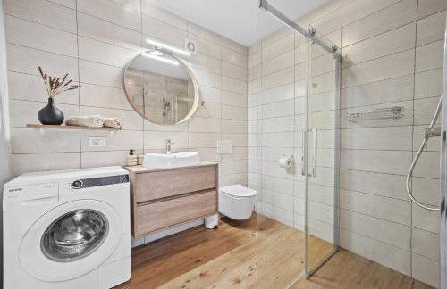 SPECIAL OFFER! NEW LUXURY APARTMENT with pool, fitness, outdoor bar&grill - Foto 17