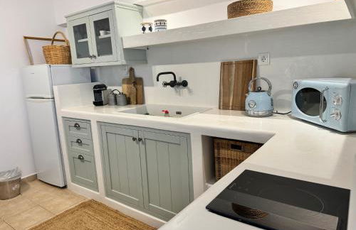 Leonidas House Renovated 2024 - Foto 1