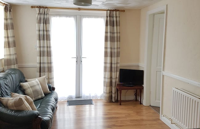 Holly Cottage - Photo 9