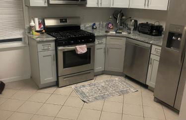 Enjoyable 3-bedroom house in charming East Orange neighborhood - Foto 17