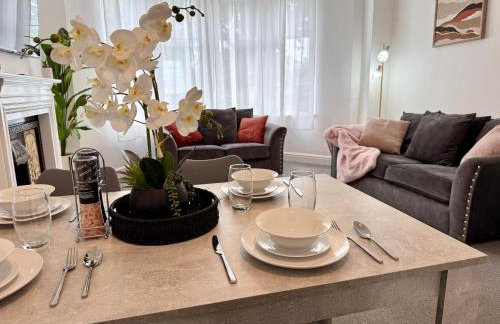 City Centre Embankment Apartments Superb Location - Foto 1
