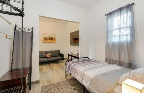 4 Mi to Lake Bastrop Pet-Friendly Apartment! - Foto 11