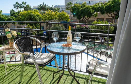 Studio With Views Next To Puerto Marina THE GREEN DOOR - Foto 2