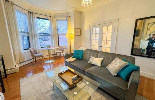 Cozy 1Bed, 1Bath in Brookline, MBTA - Foto 2