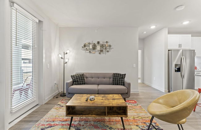 Top Floor 2BR King Beds Suite 8 Min to Downtown - Foto 14