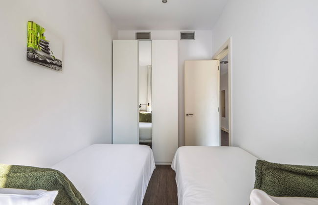 Aspasios Catedral Apartments - Photo 5