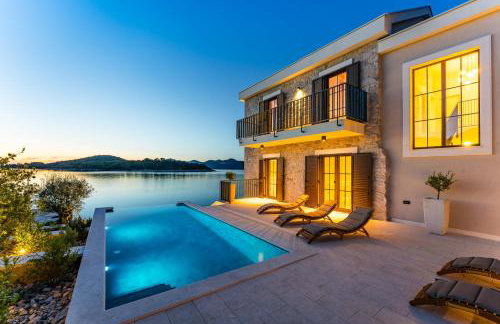 Seafront Villa Draga with heated infinity pool - Foto 68