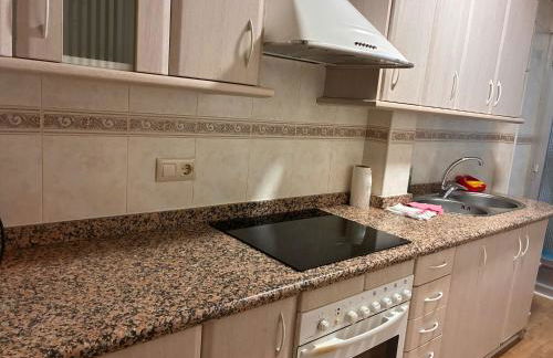 Apartamento de 2 dormitorios junto al Hospital - Foto 39
