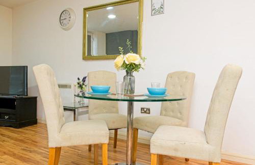 Birmingham City Centre Beautiful Apartment Walking Distance to Bullring Shopping Centre Private Parking - Photo 27