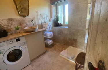 La Cachette - gîte 'cosy' à Magny Cours - Foto 12