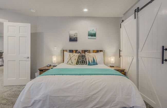 Verdant Oasisluxury, Traveler's Home W/hottub! - Foto 6