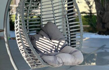 The White Villa - Photo 21