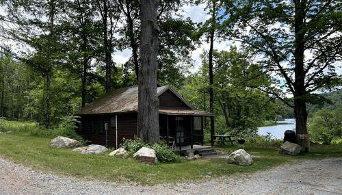 Three-Bedroom Mountain Cabin Getaway near Hanover, New Hampshire - Foto 3