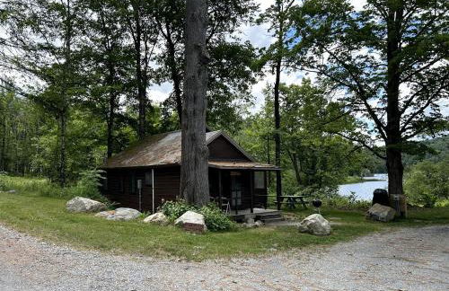 Three-Bedroom Mountain Cabin Getaway near Hanover, New Hampshire - Foto 3