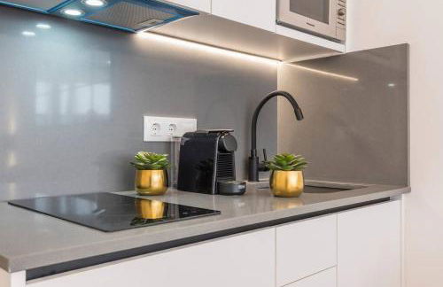 NEW APT in the heart of Madrid - Photo 26