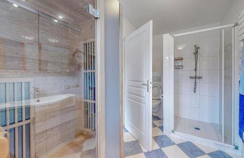 3 Bedroom Stunning Home In Ecuras - Foto 26