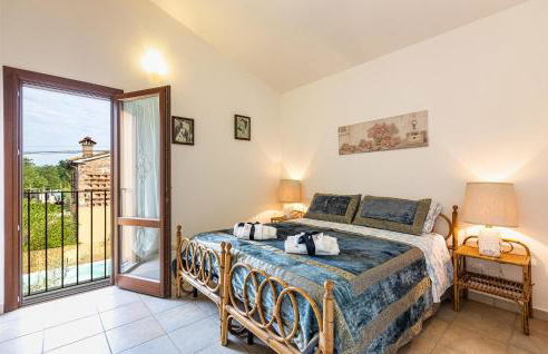 2 Bedroom Amazing Home In Orentano - Foto 5