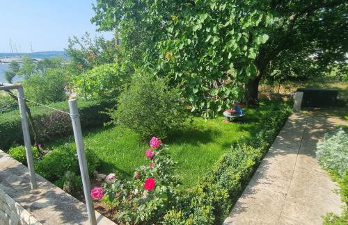 Apartment Roko (10m from the beach) - Foto 27