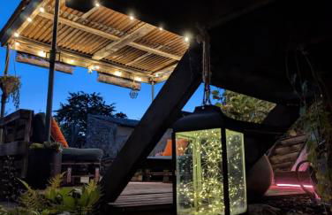 Garage Number 9 Private Urban Loft Apartment with Jacuzzi in Le Dorat - Foto 28