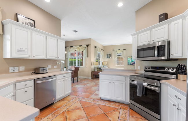 6 Bed, 2 Suites, Pool, Spa, Games Room #800 6 Bedroom Villa - Foto 18