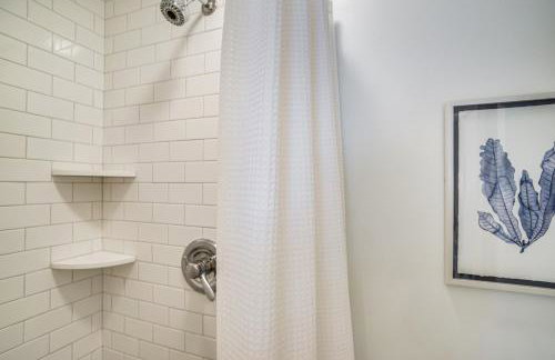 Airy Nantucket Escape in Historic Downtown! - Foto 14