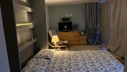 Tiny house with pull down bed - Foto 4