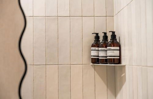 The Benton Hot Tub Theater 5 Mins to Denver - Foto 69