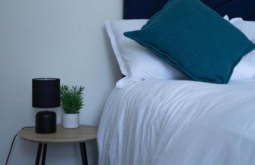 5BR House, Free Parking, Fast Wi-Fi, Sleeps 10 - Foto 6