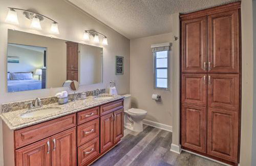 White River Fishing Escape with Deck and Patio! - Foto 17